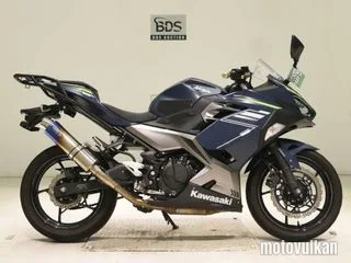 Kawasaki NINJA400-2