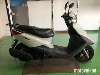 Yamaha Axis Treet
