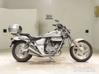 Honda MAGNA250