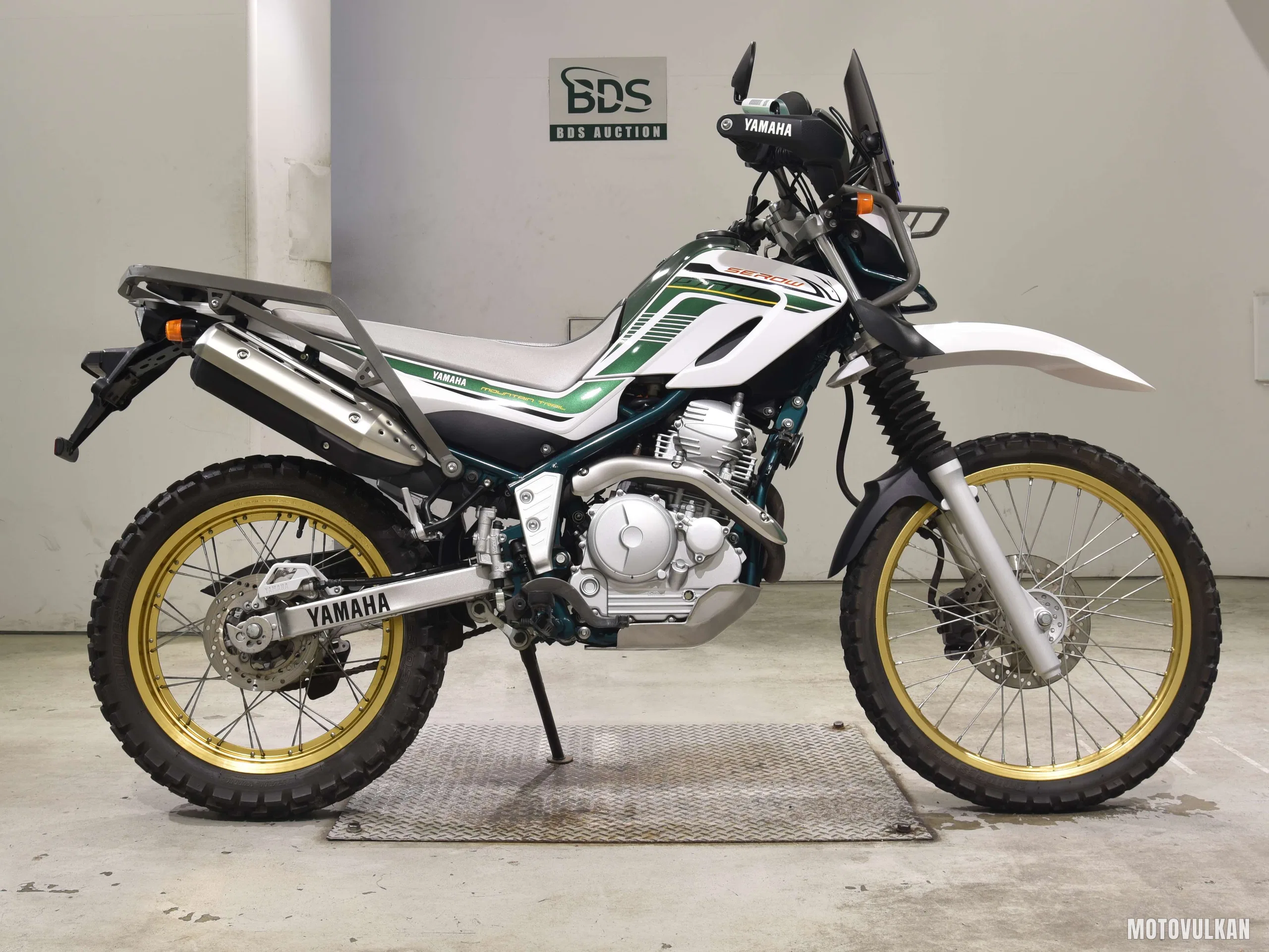 Yamaha SEROW250-3