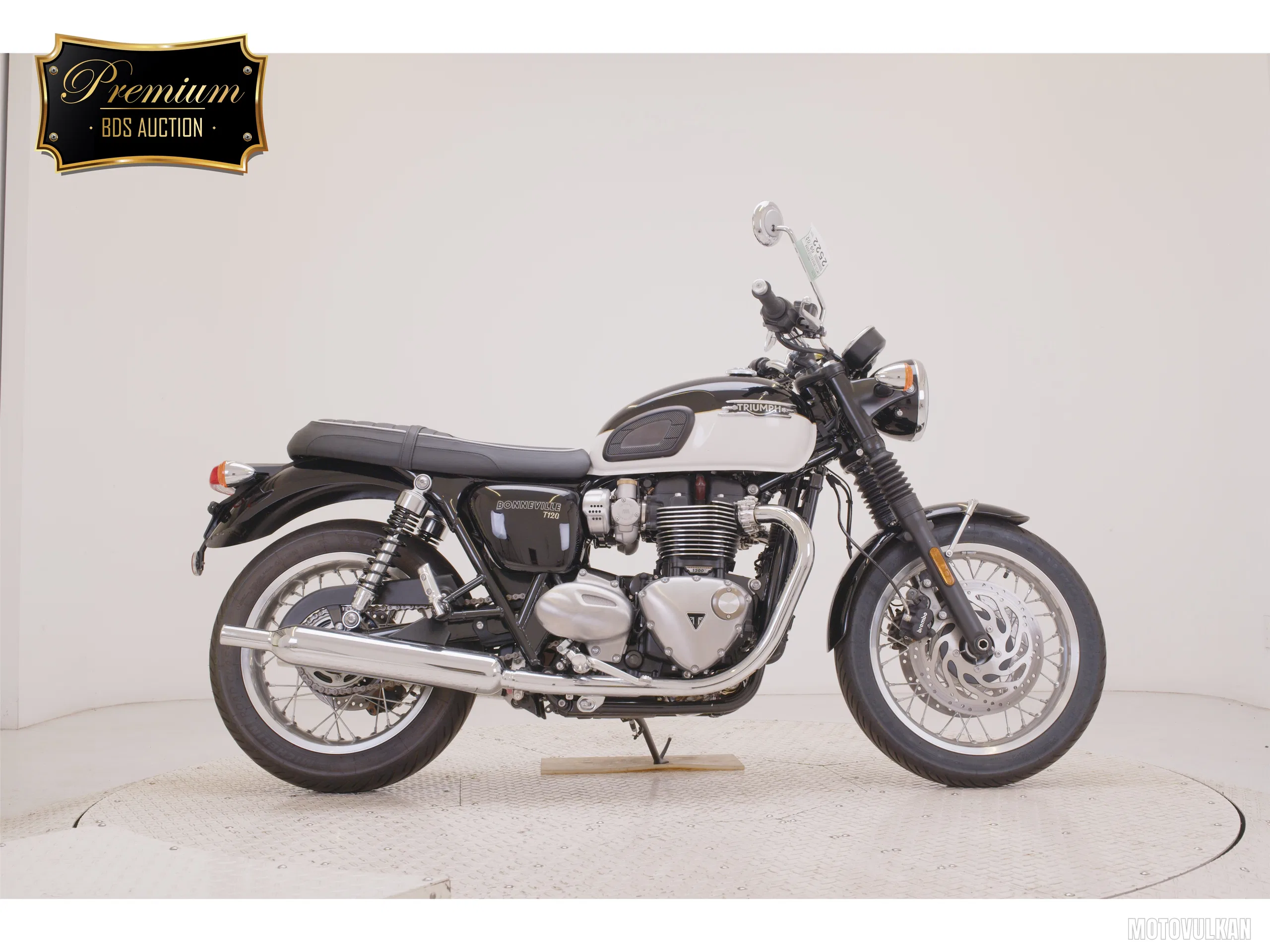  TRIUMPH BONNEVILLE T120