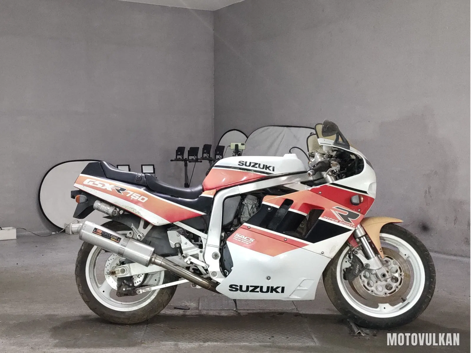 Suzuki GSX-R750