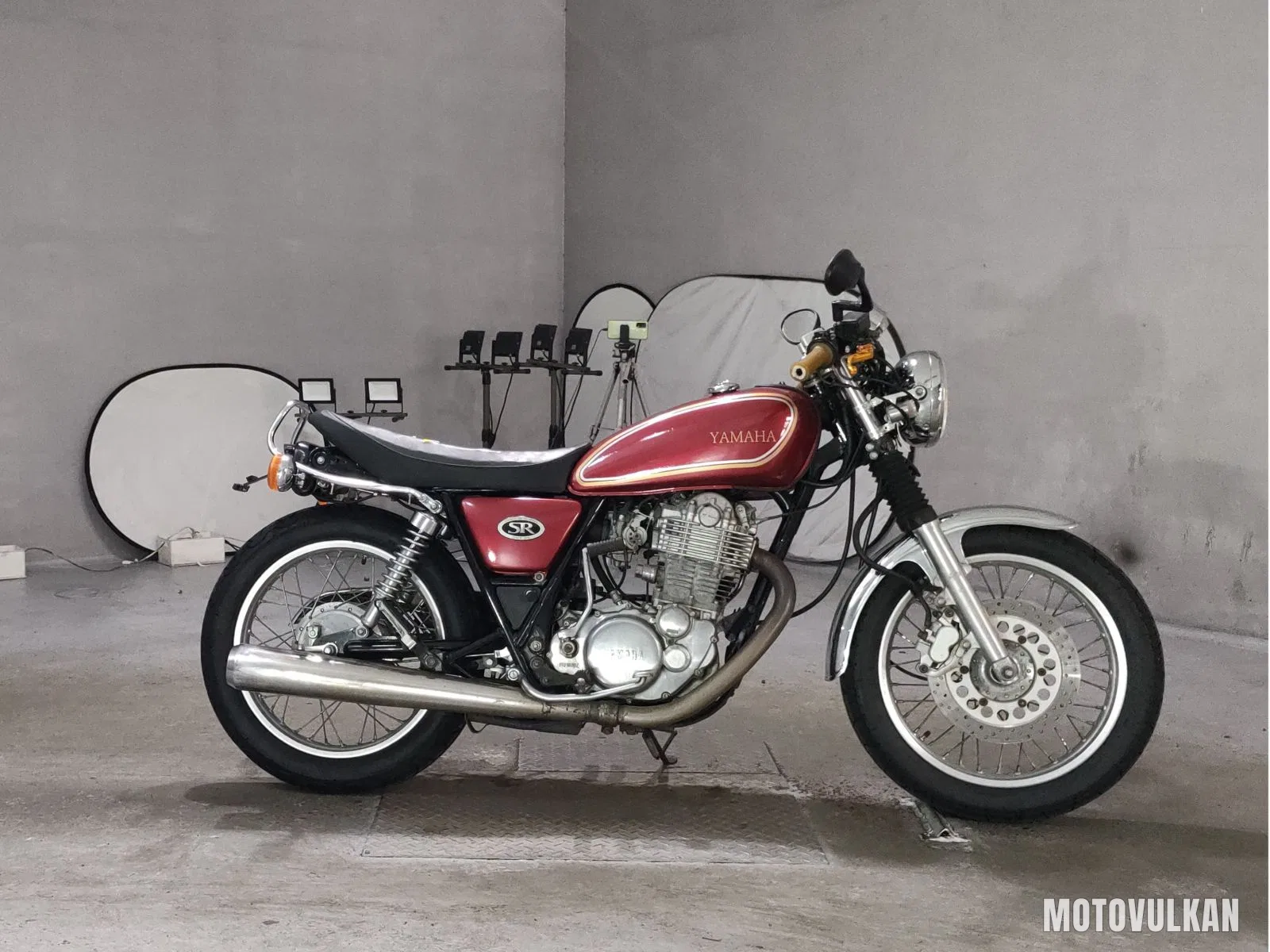 Yamaha SR400
