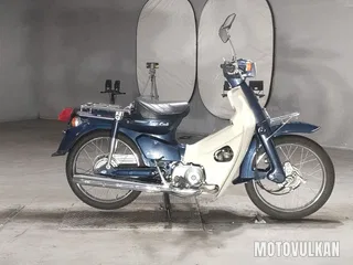 Honda Super Cub 50 Custom
