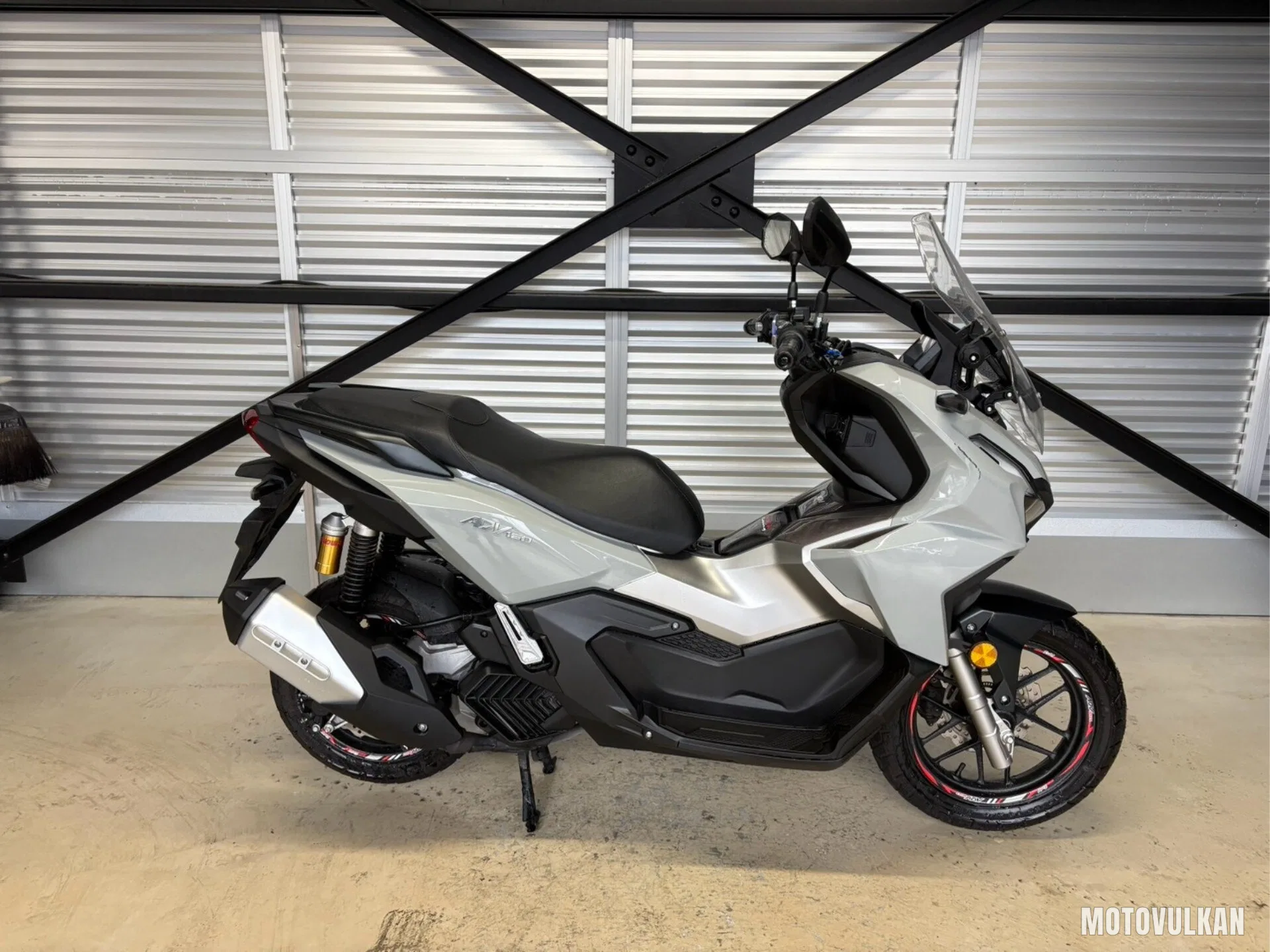 Honda Adv160