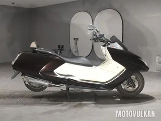 Yamaha Maxam