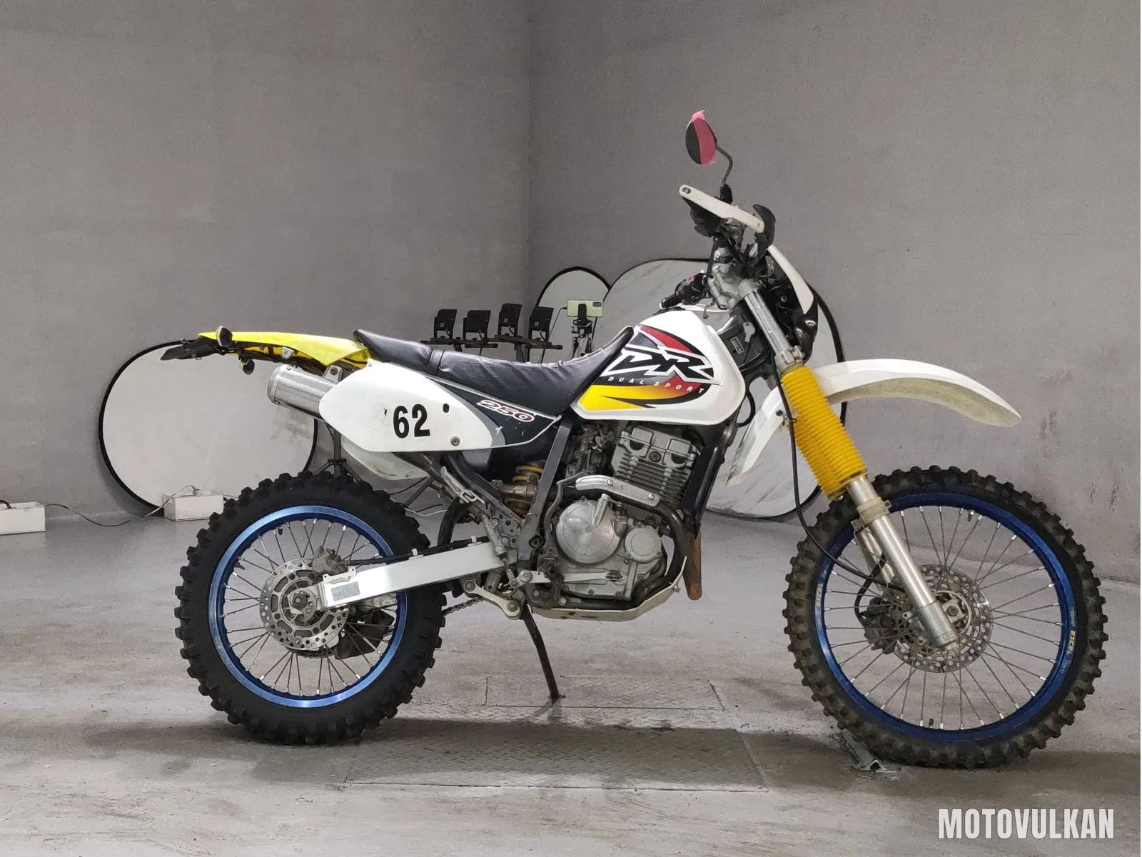 Suzuki DR250R