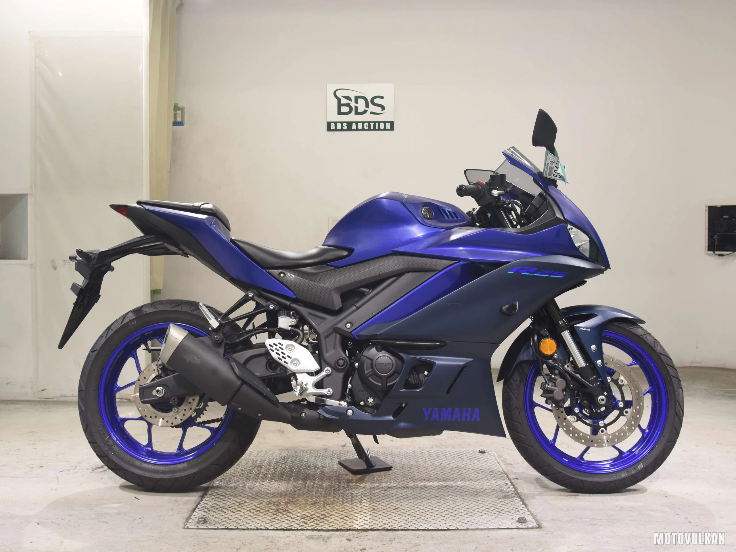 Yamaha YZF-R25A