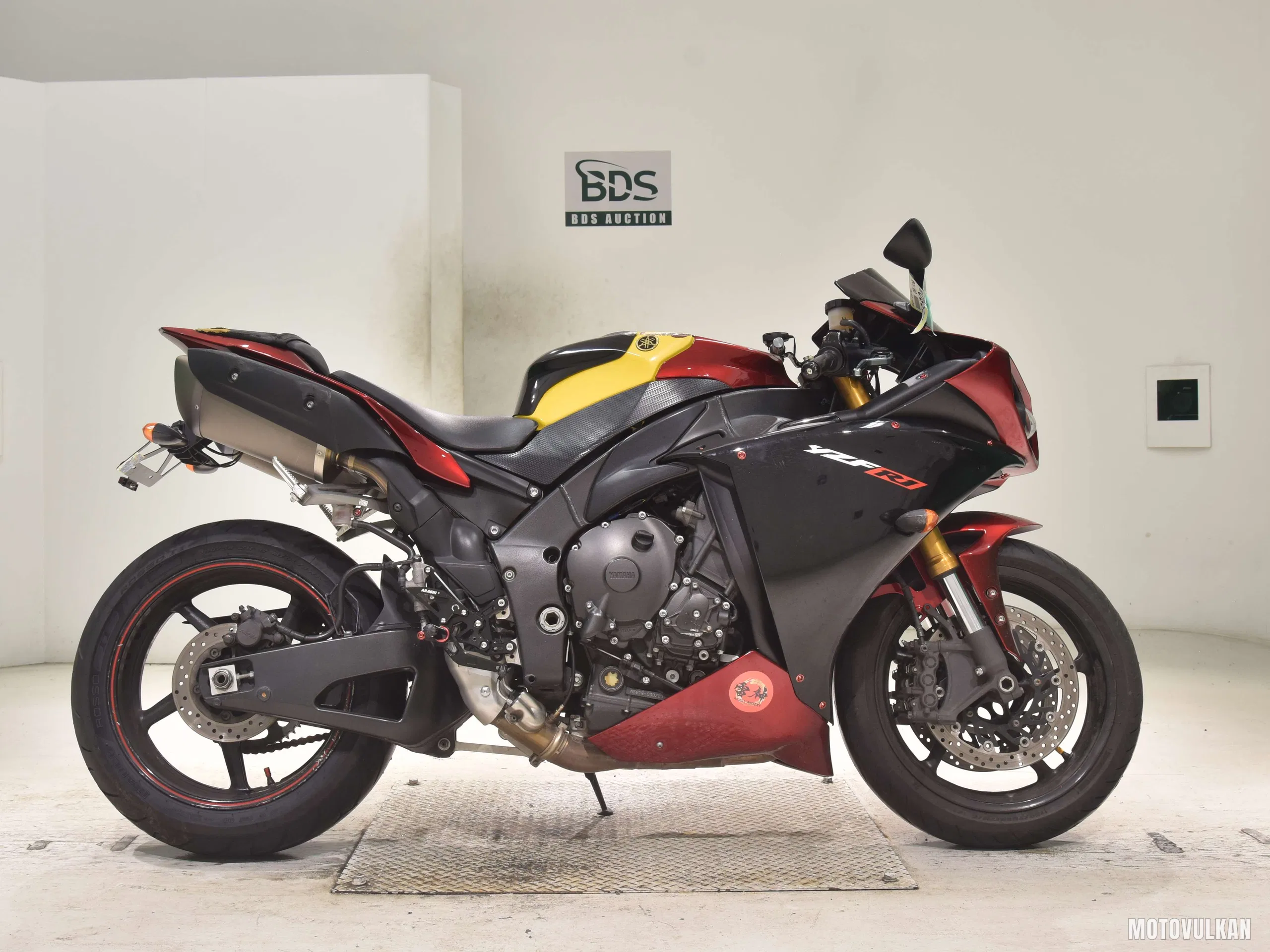 Yamaha YZF-R1