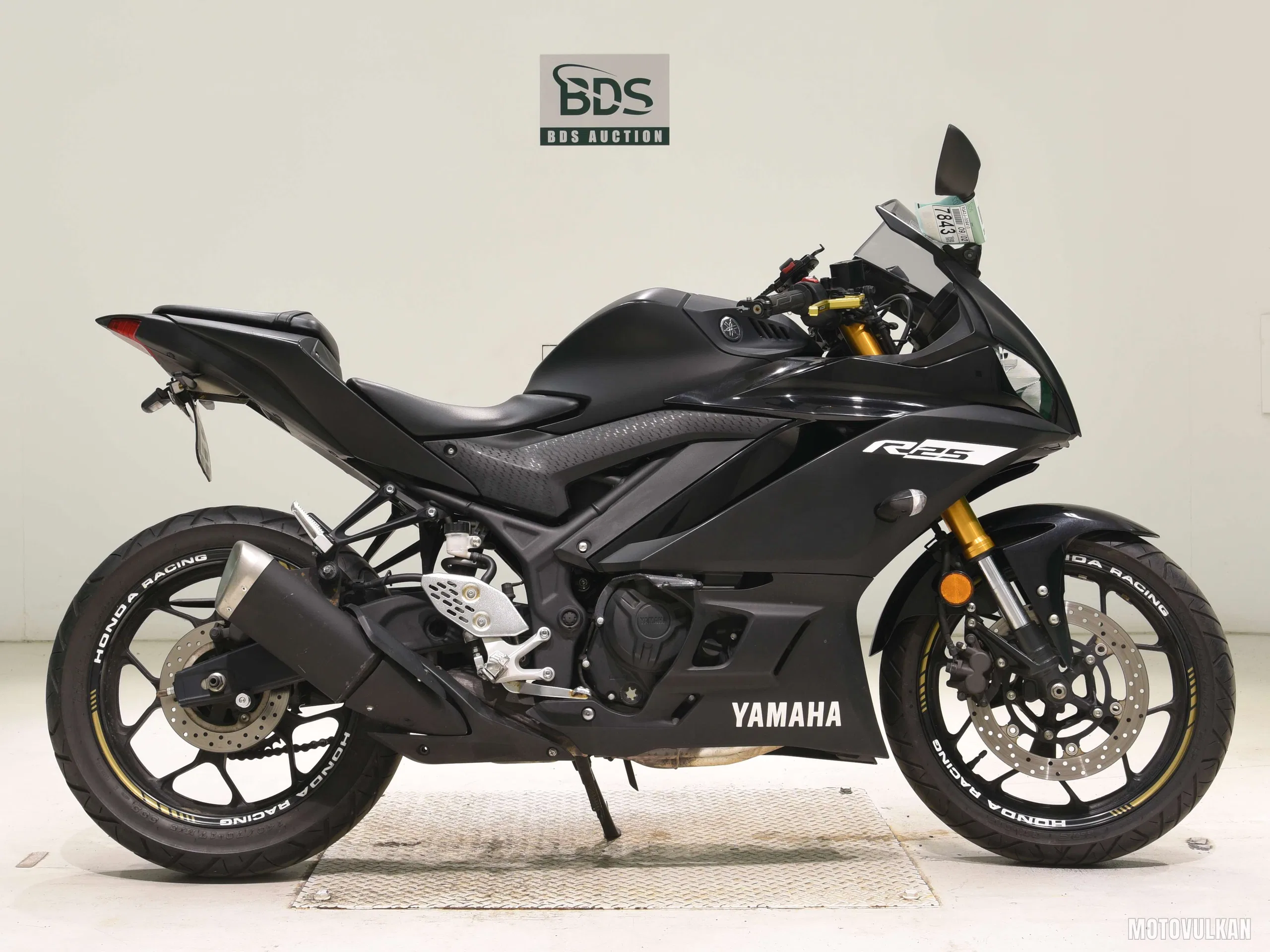 Yamaha YZF-R25