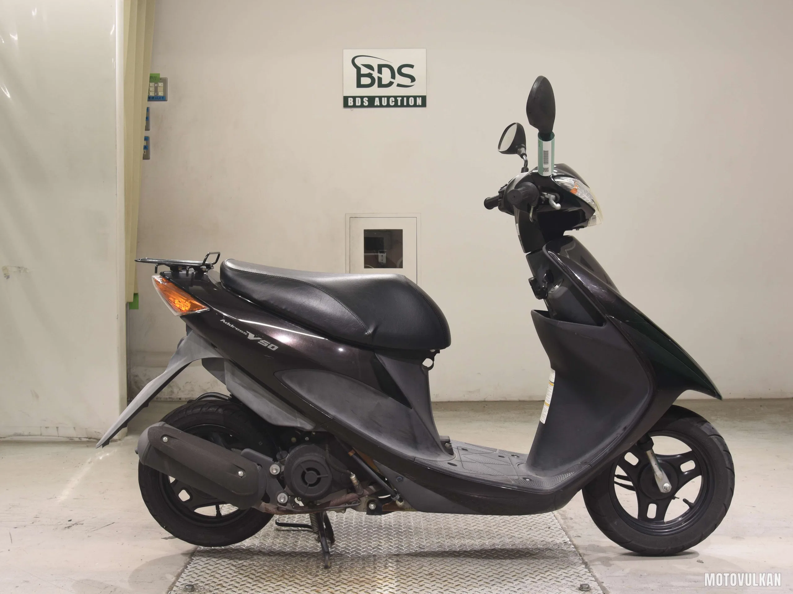 Suzuki ADDRESS V50-2