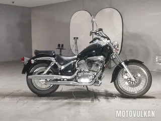 Suzuki Intruder 250LC