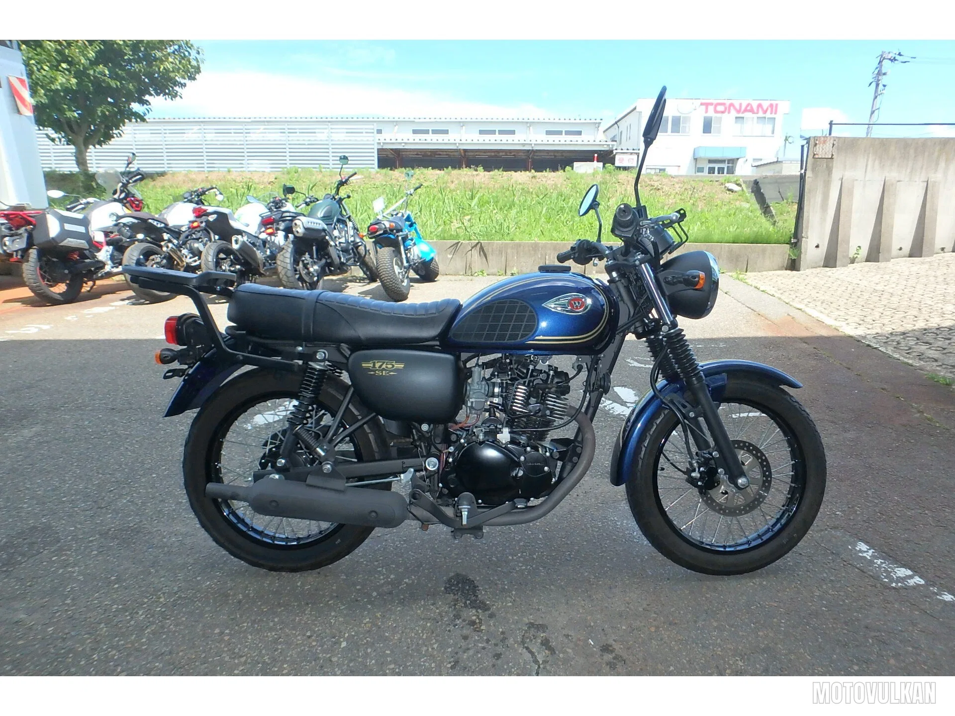 Kawasaki W175