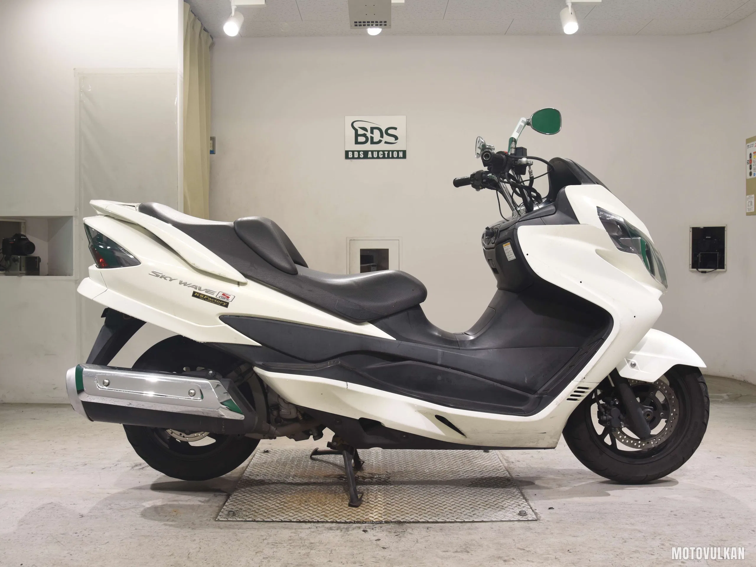 Suzuki SKYWAVE250S-3