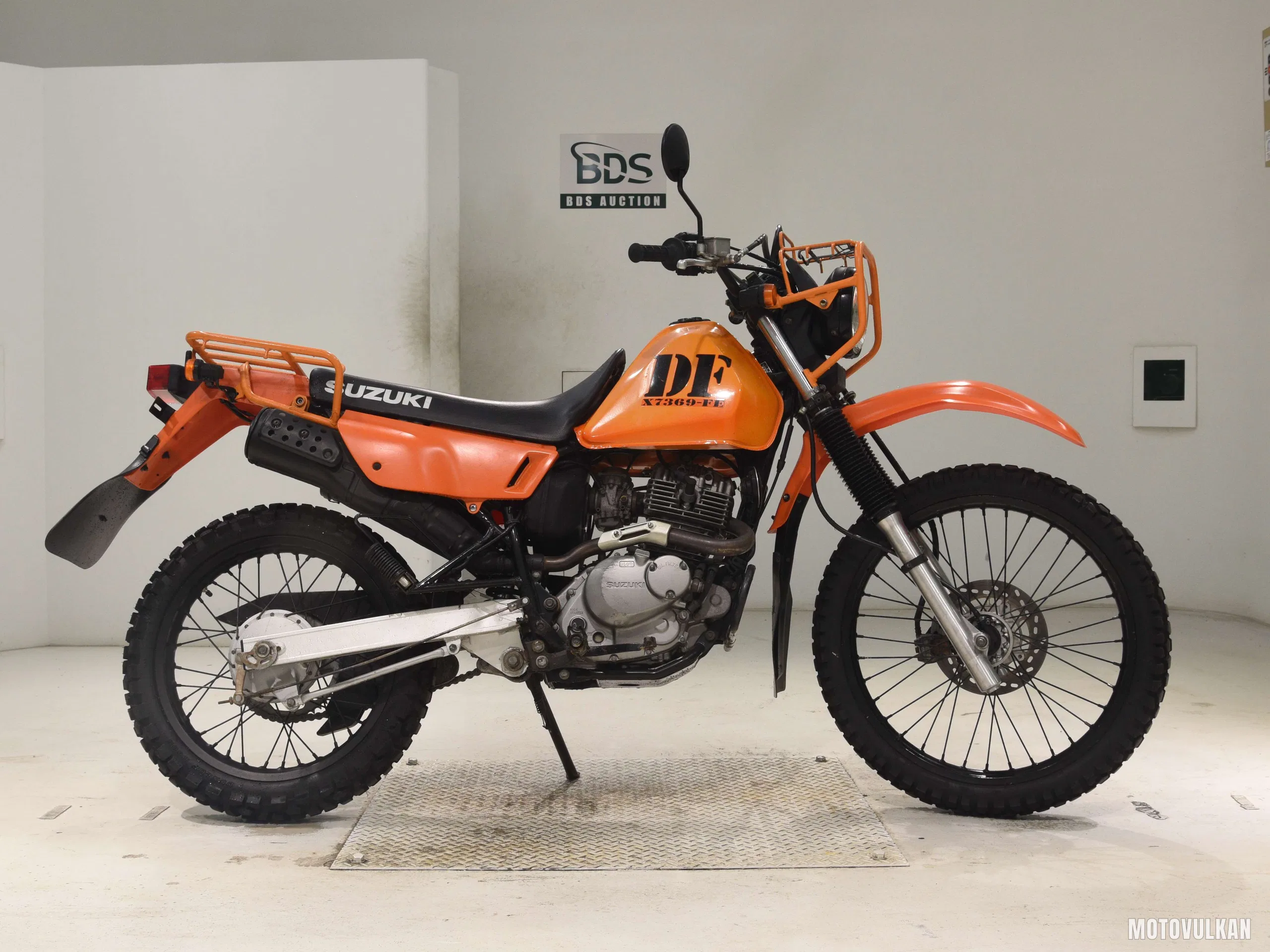Suzuki DF200E