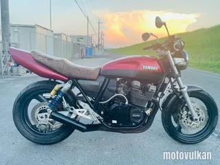 Yamaha Xjr400