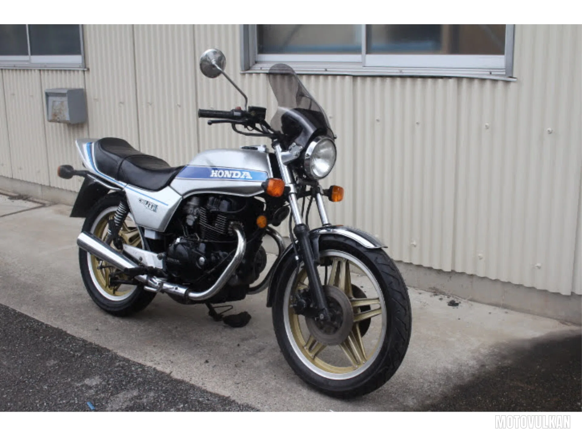 Honda Cb400N