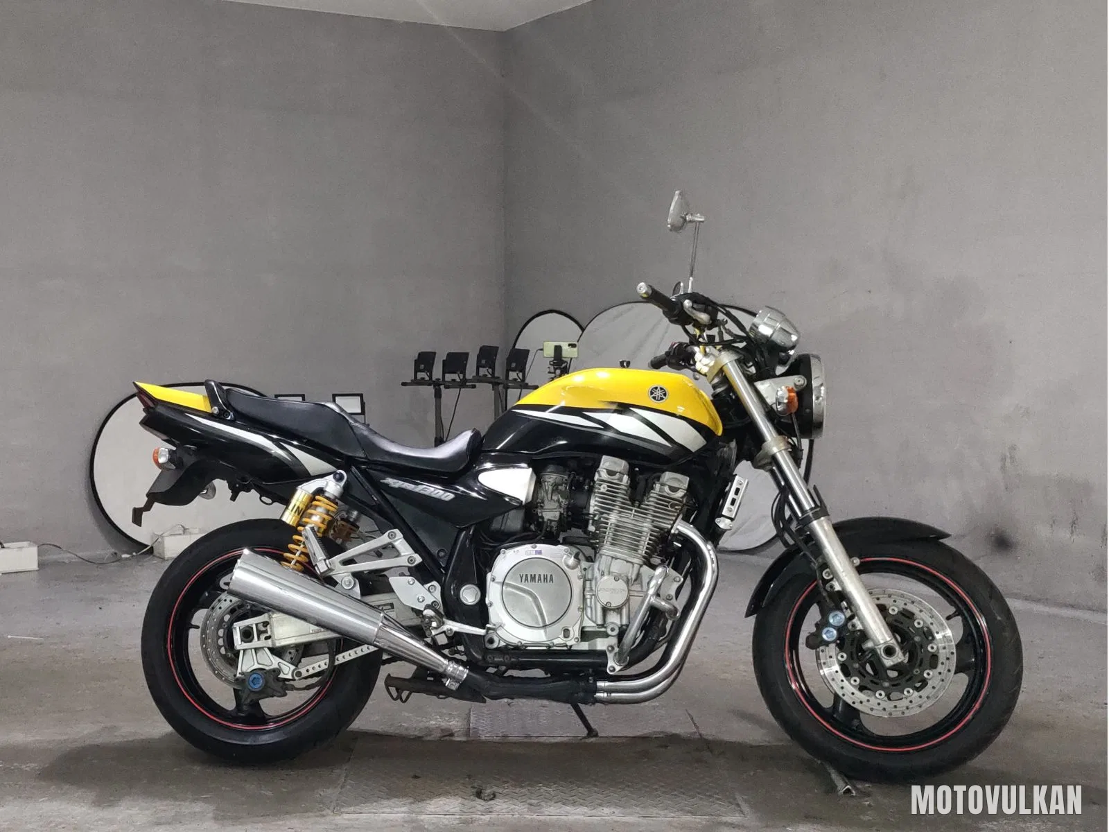 Yamaha XJR1300
