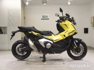 Honda X-ADV750-2