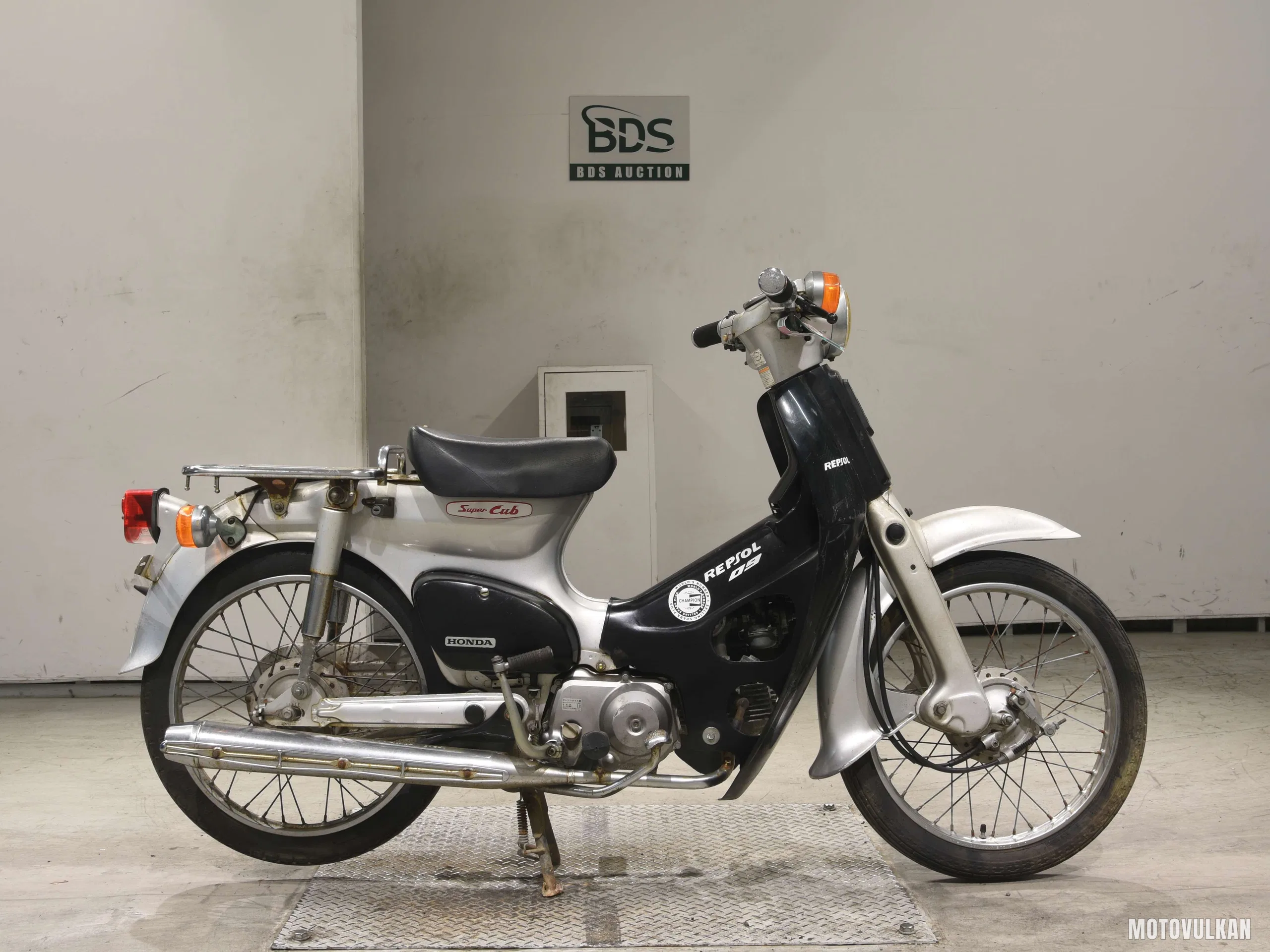 Honda C50
