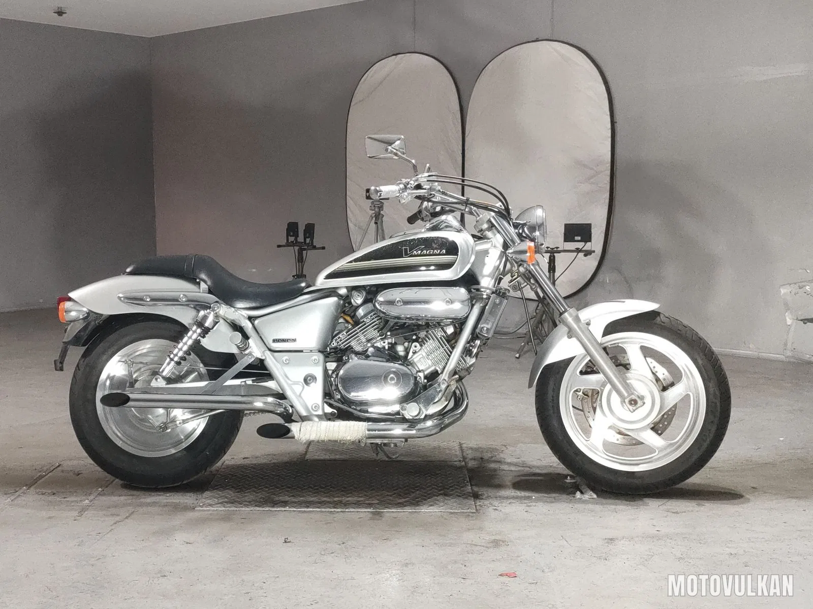 Honda Magna 250