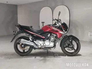 Suzuki GSR250