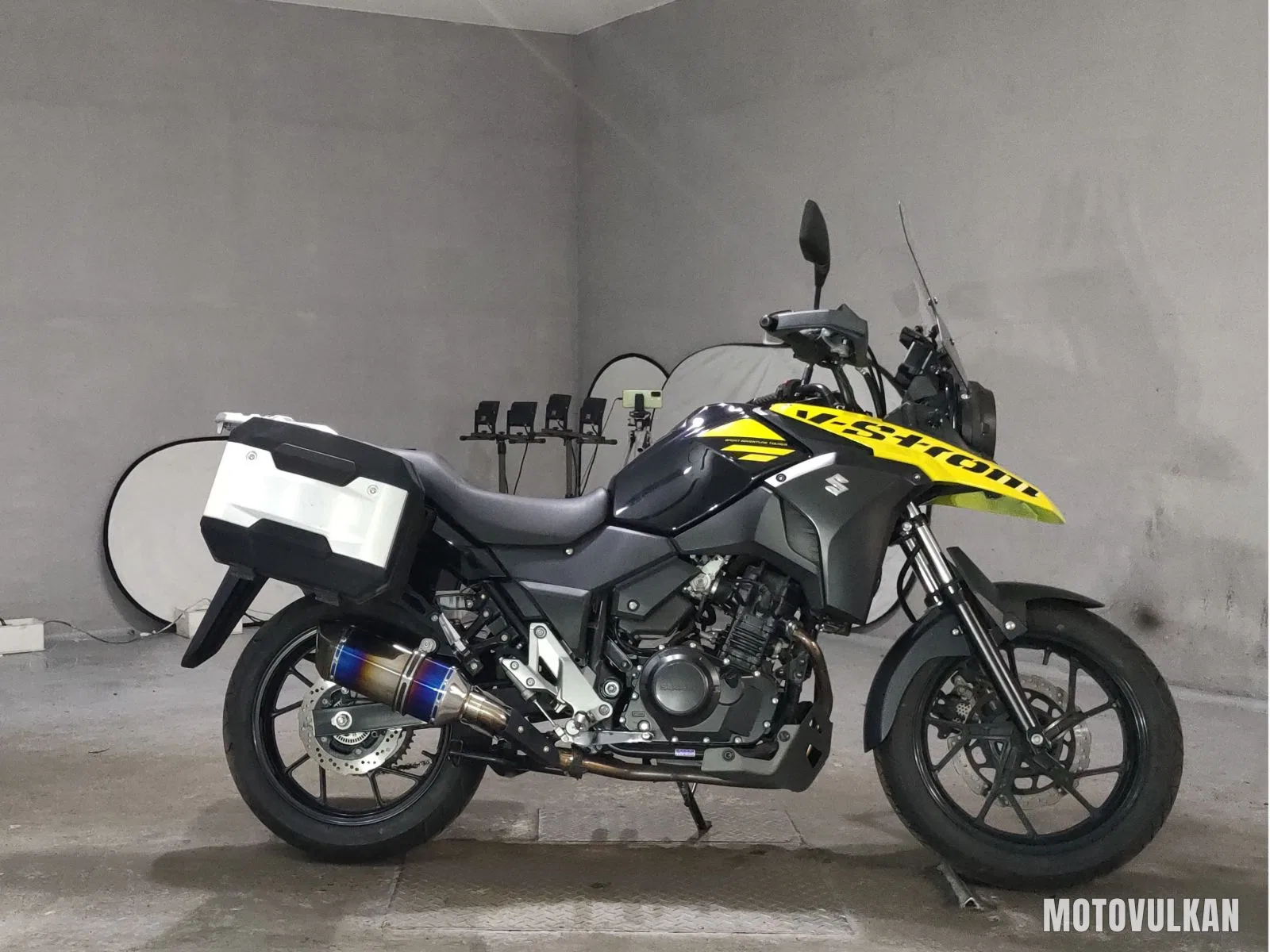 Suzuki V-Strom 250