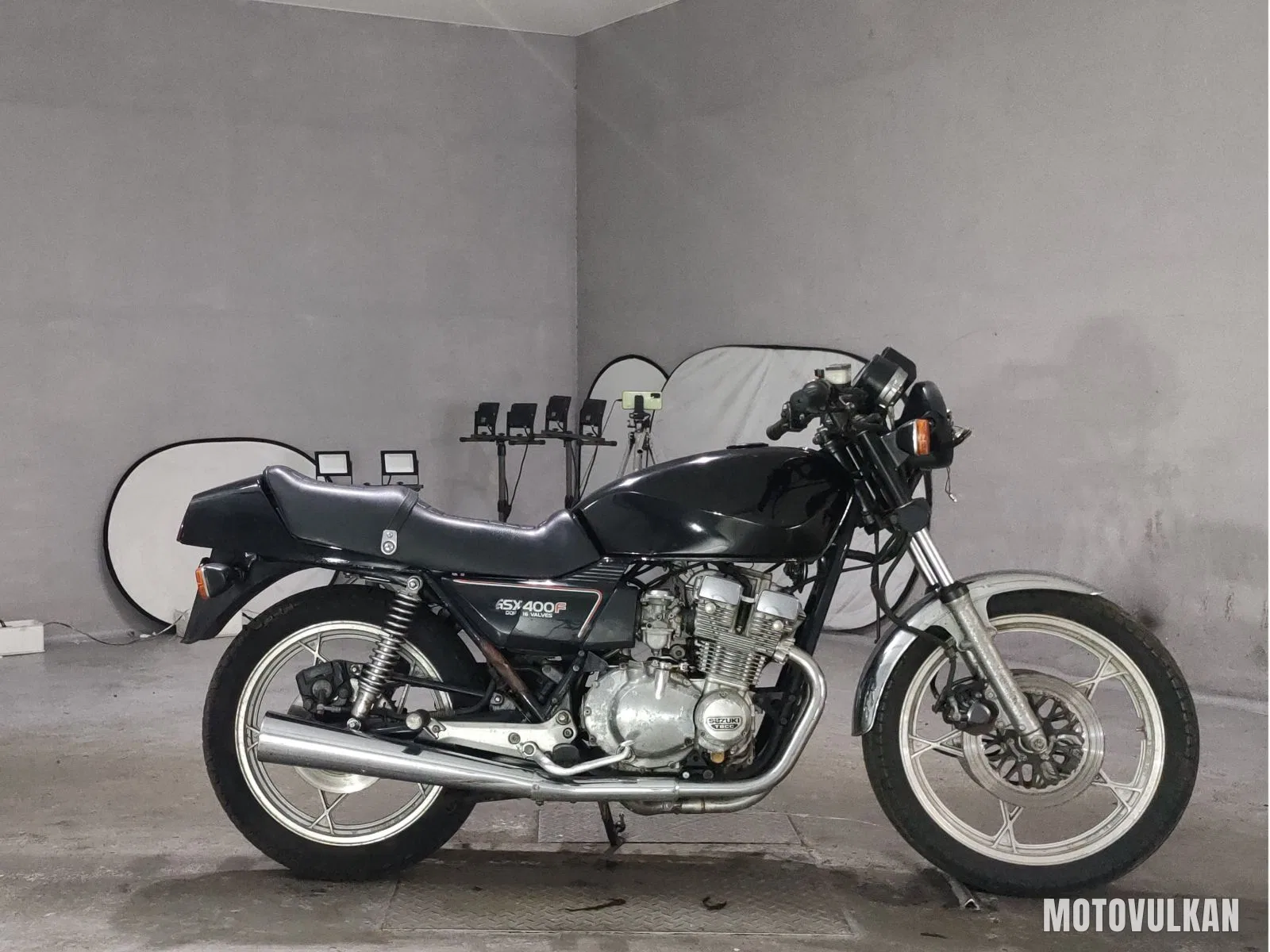 Suzuki GSX400F