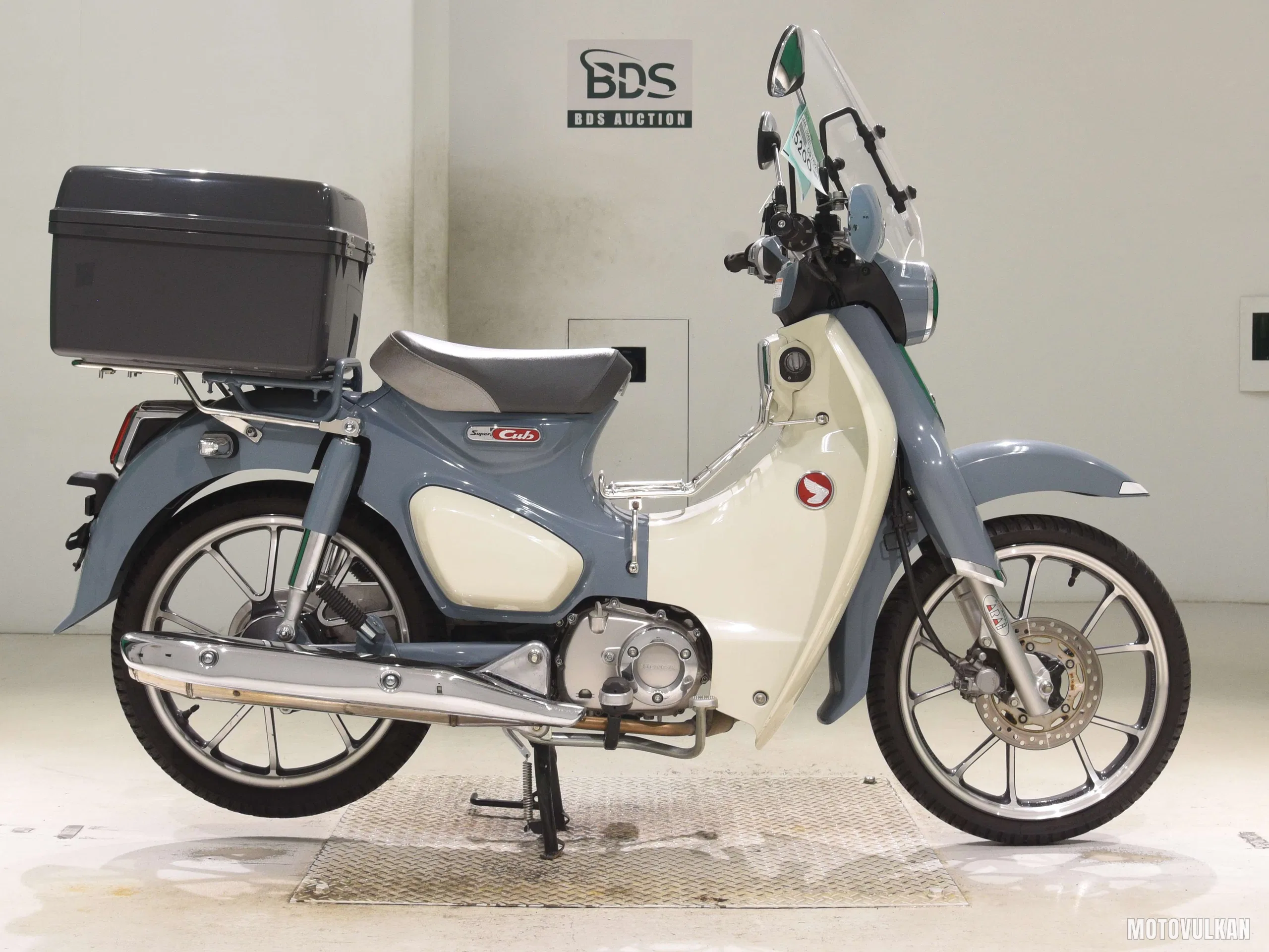 Honda C125