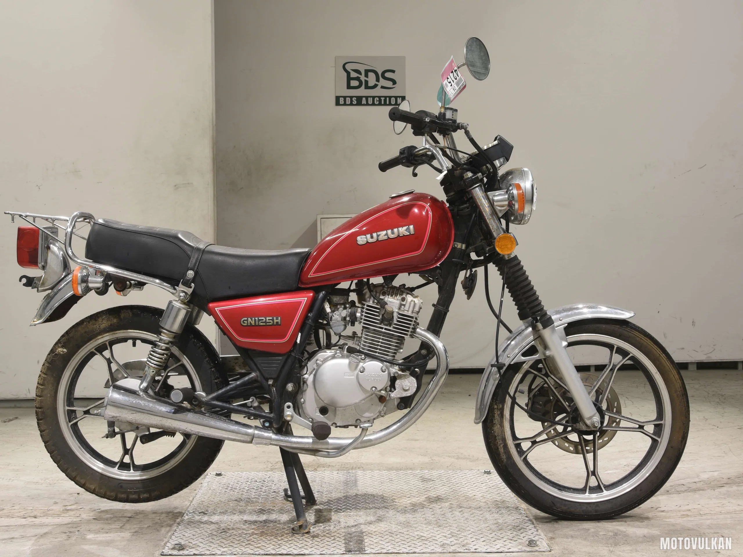 Suzuki GN125H