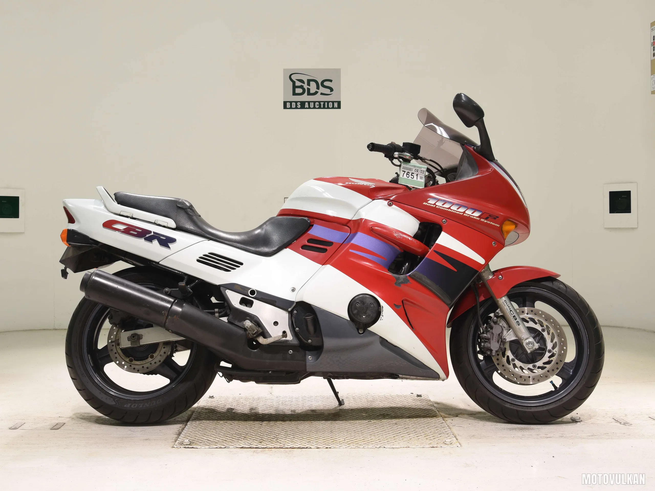 Honda CBR1000F