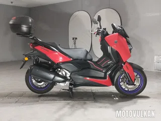 Yamaha X-MAX250