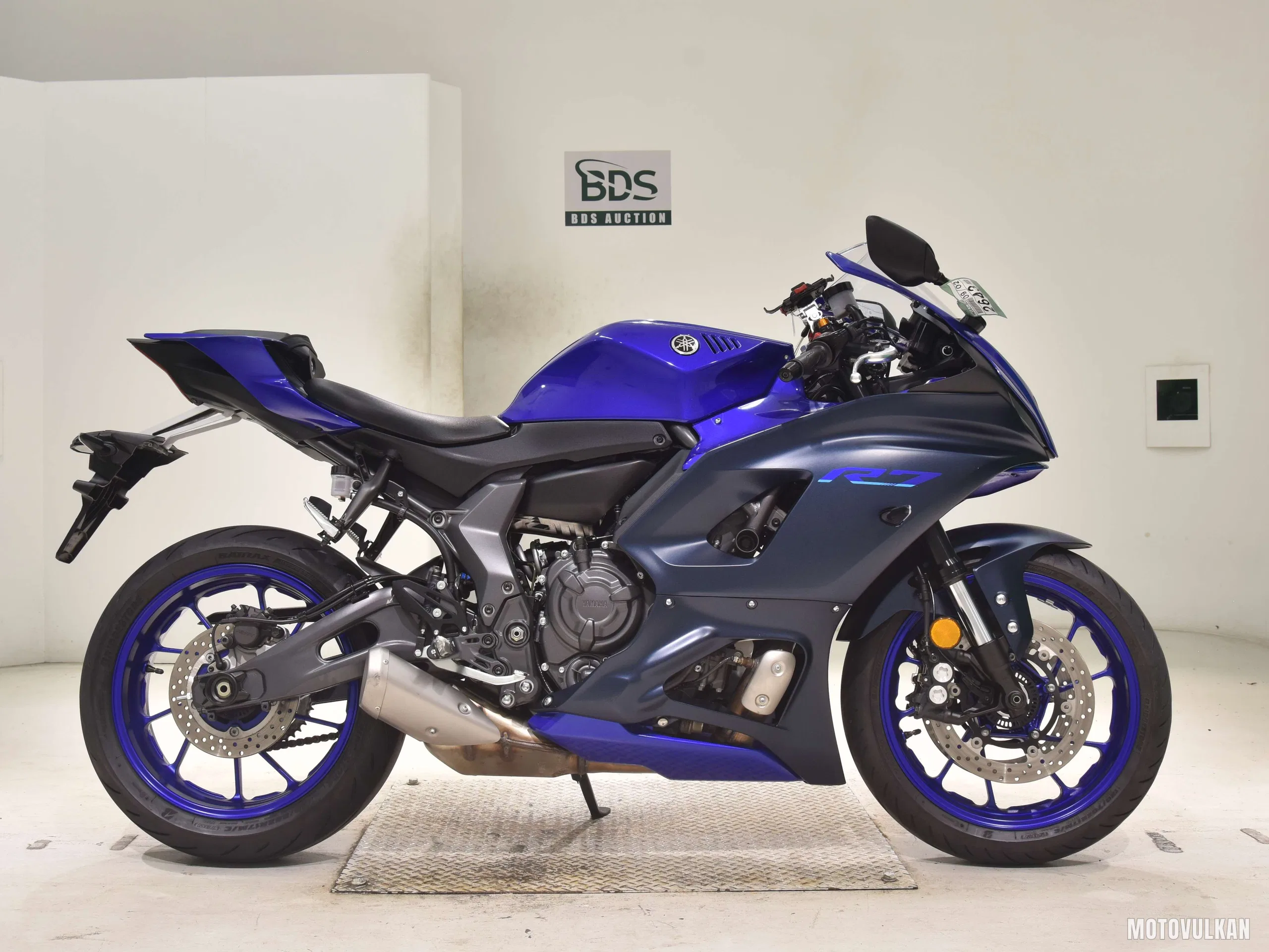 Yamaha YZF-R7-2
