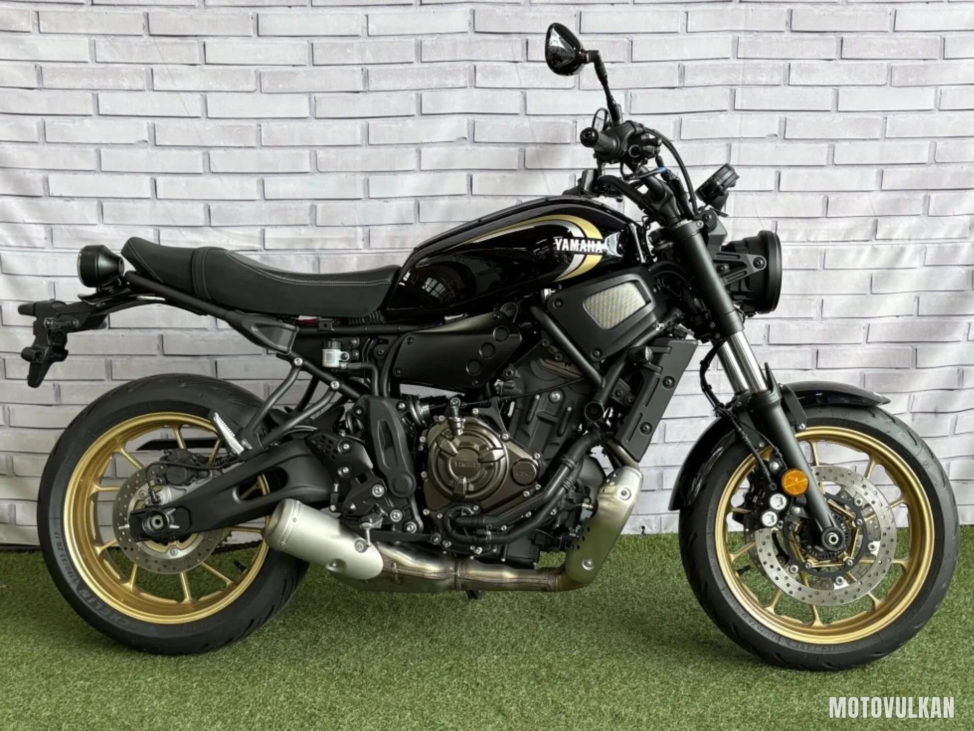 Yamaha Xsr700