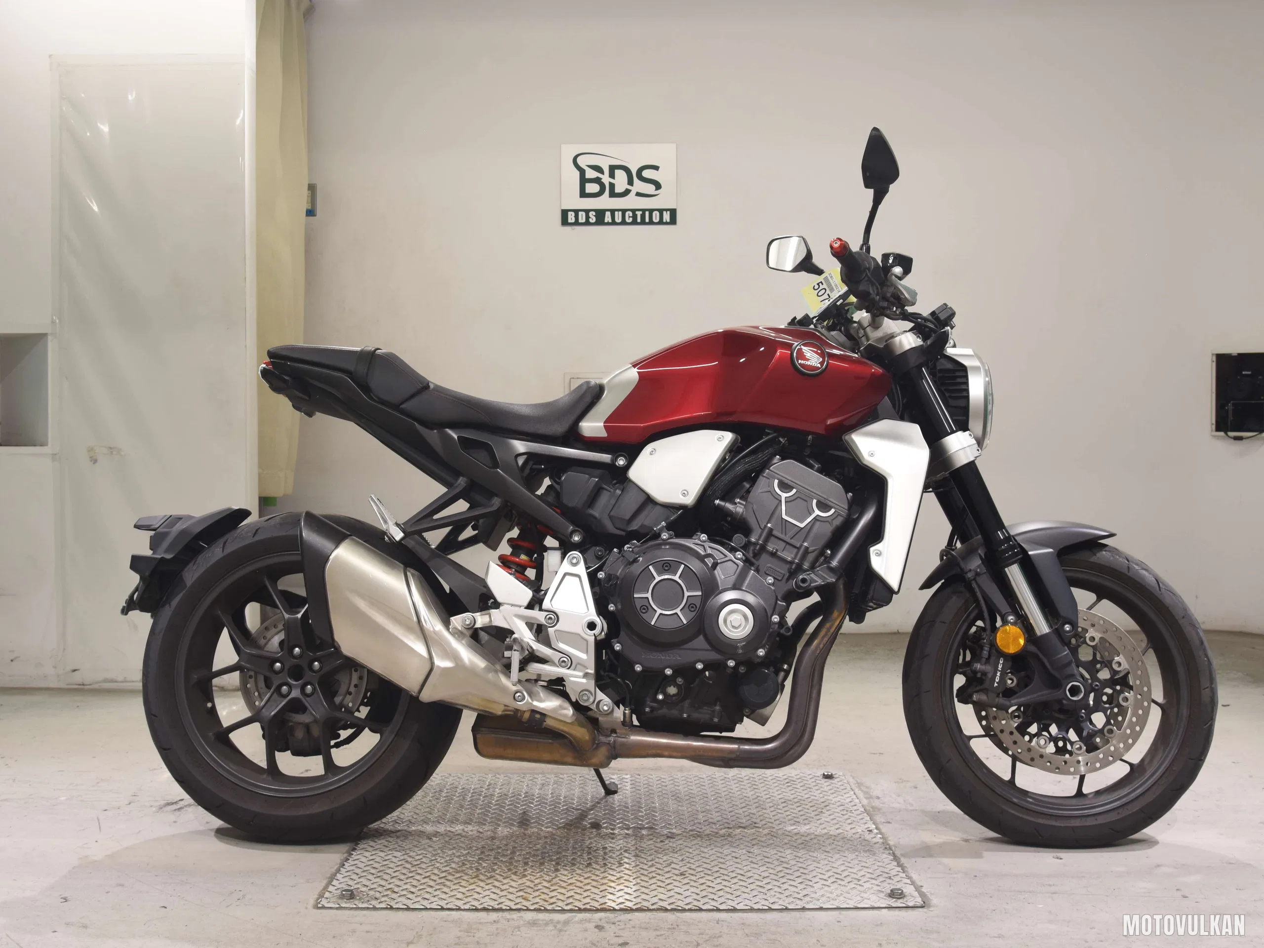 Honda CB1000R-2