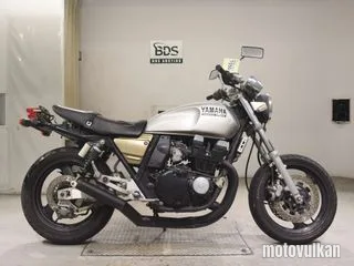 Yamaha XJR400