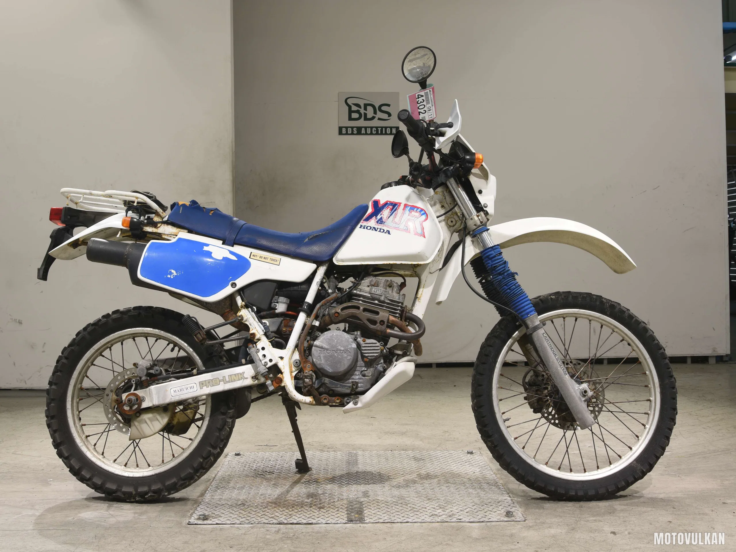 Honda XLR250R-4