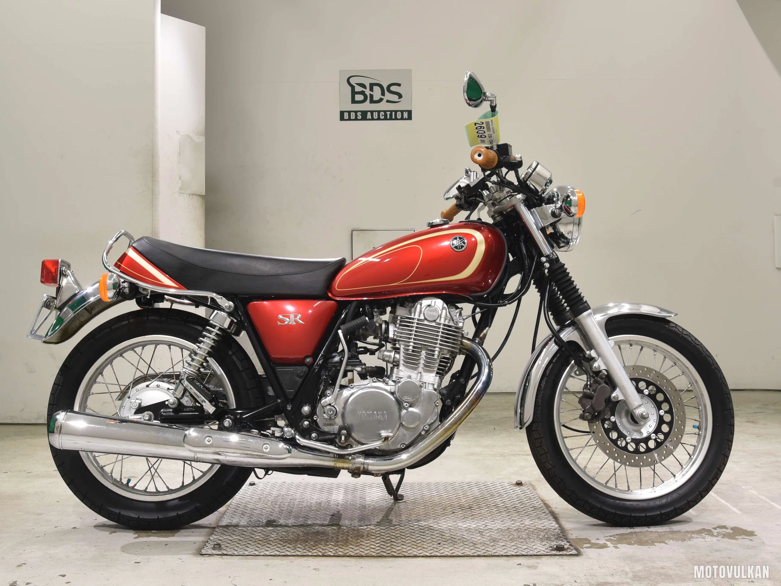 Yamaha SR400-4