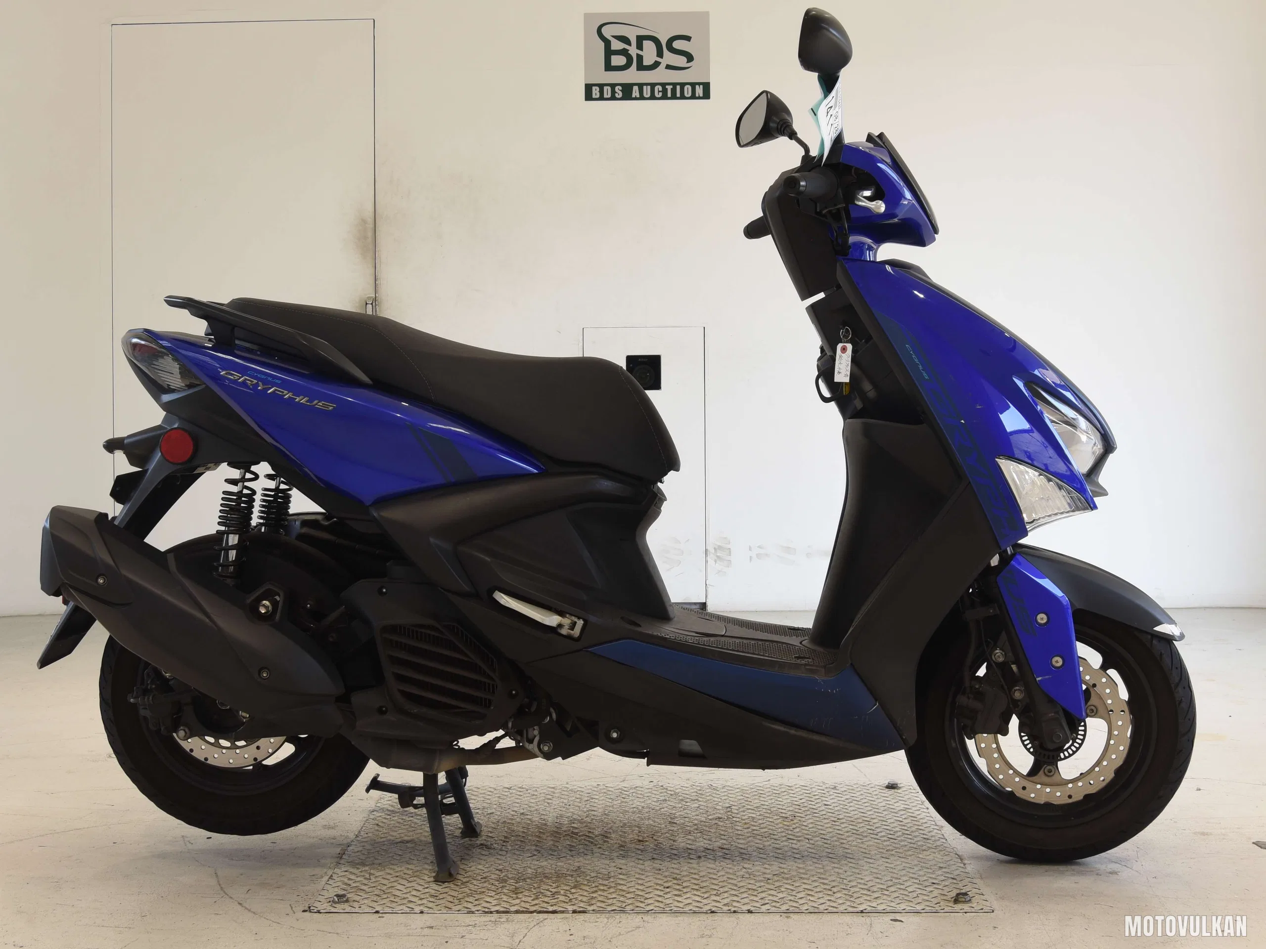 Yamaha CYGNUS Gryphus