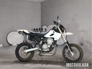 Kawasaki D-Tracker