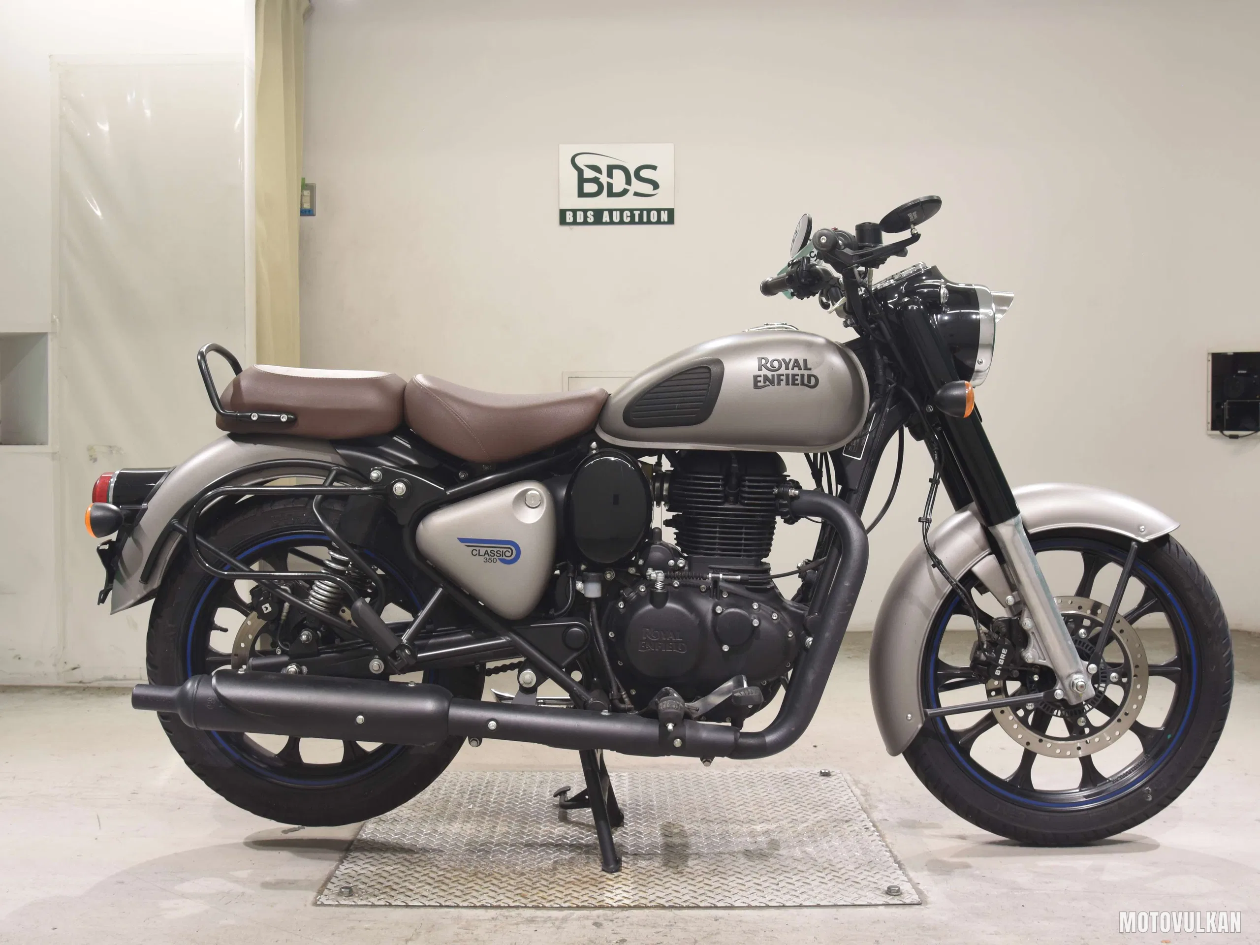  ROYAL ENFIELD CLASSIC350