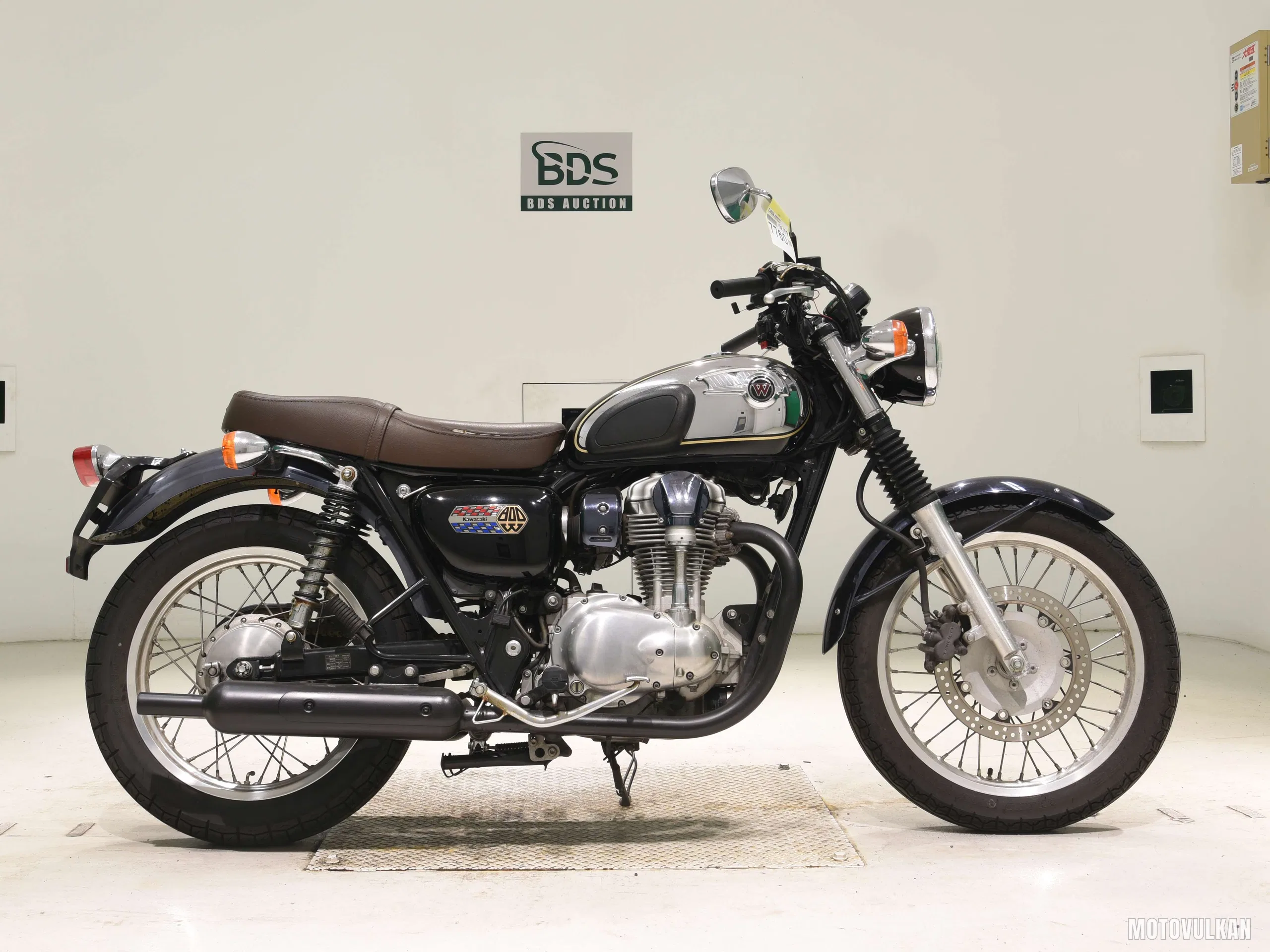 Kawasaki W800