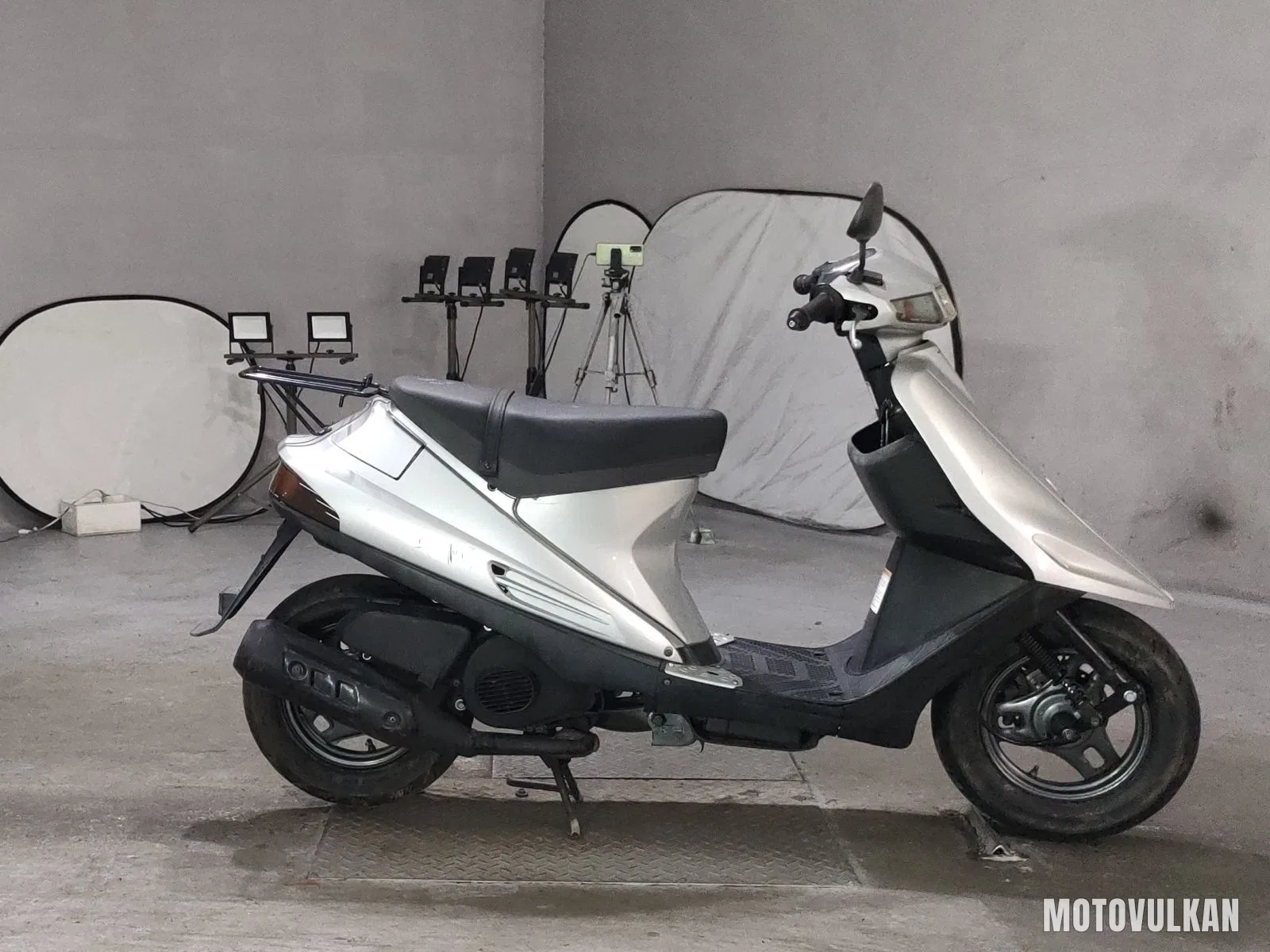 Suzuki Address V100