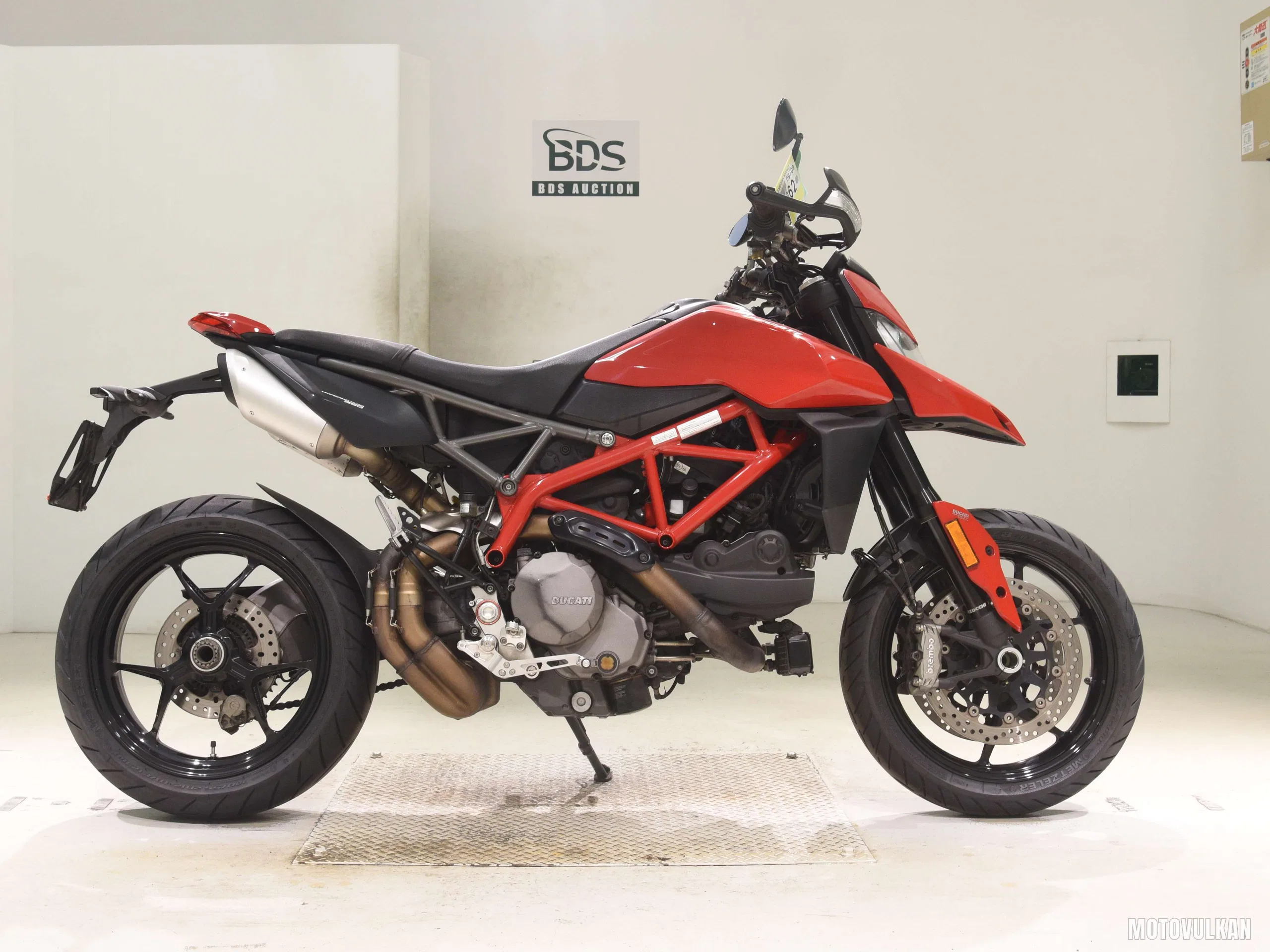  DUCATI HYPERMOTARD950
