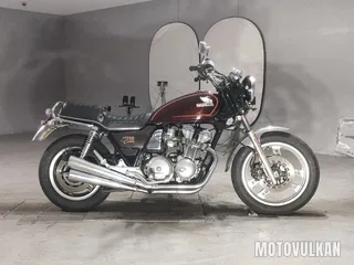 Honda CB750 Custom