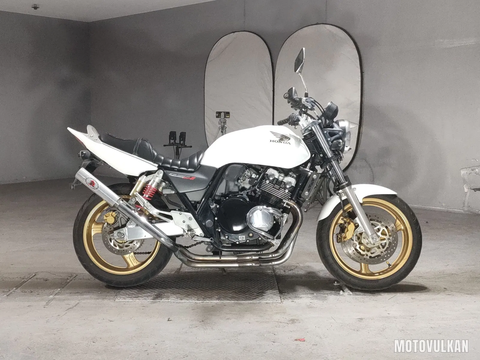 Honda CB400SF VTEC Spec 3