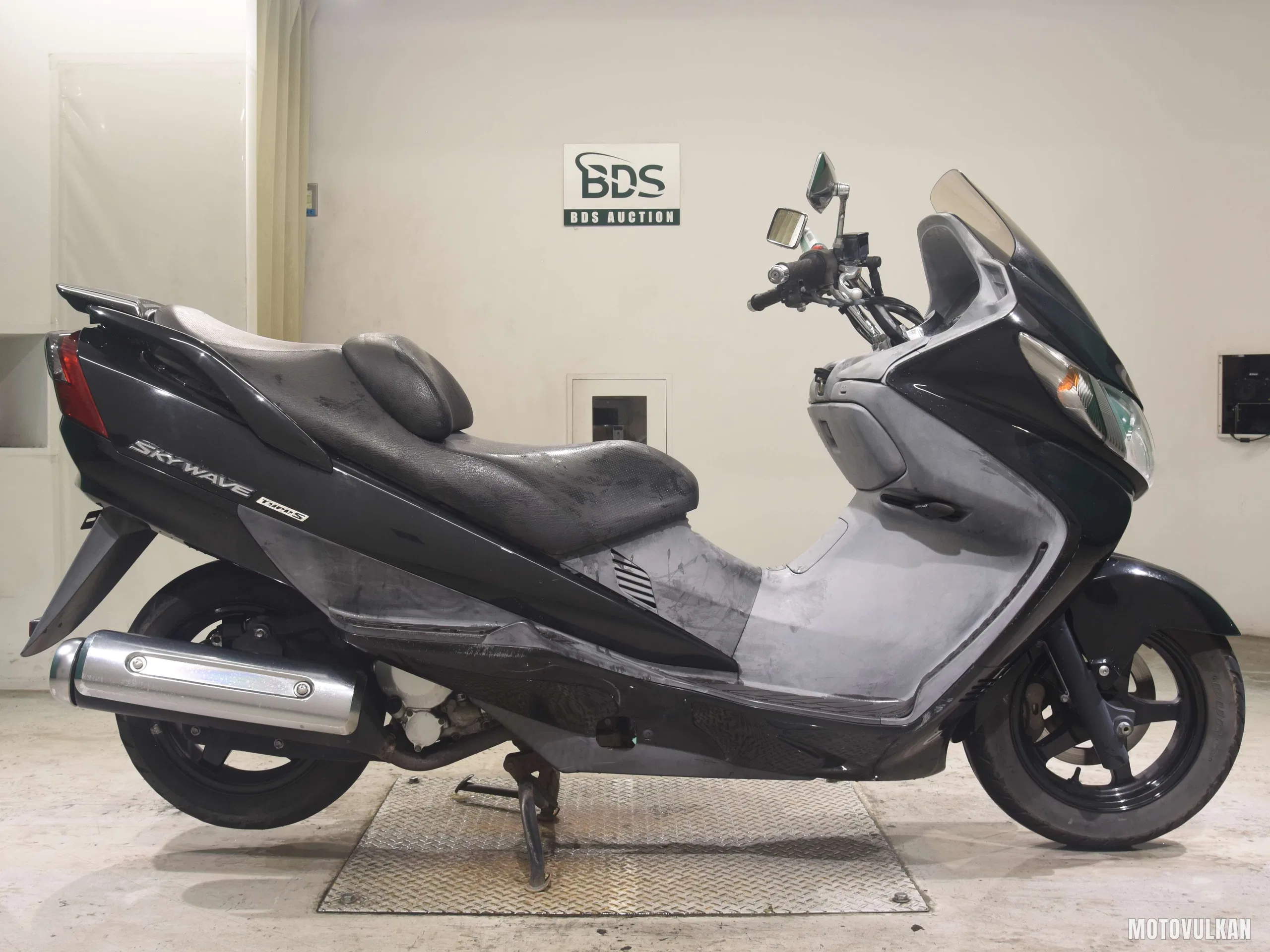 Suzuki SKYWAVE250S-2