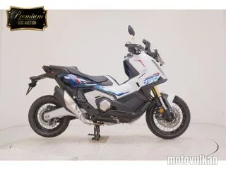 Honda X-ADV750-2