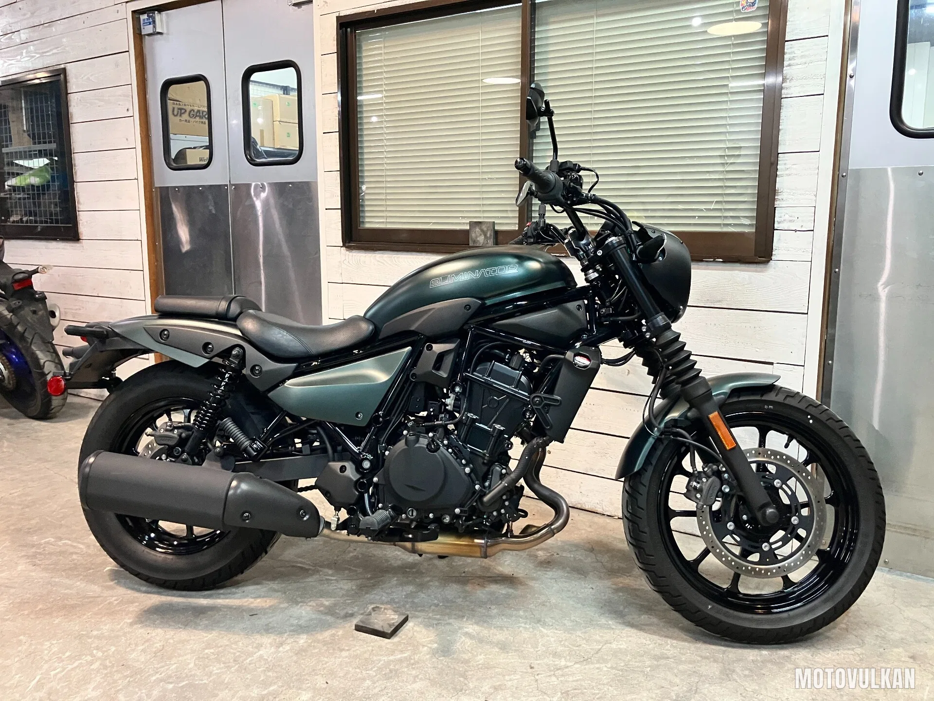 Kawasaki Eliminator400Se