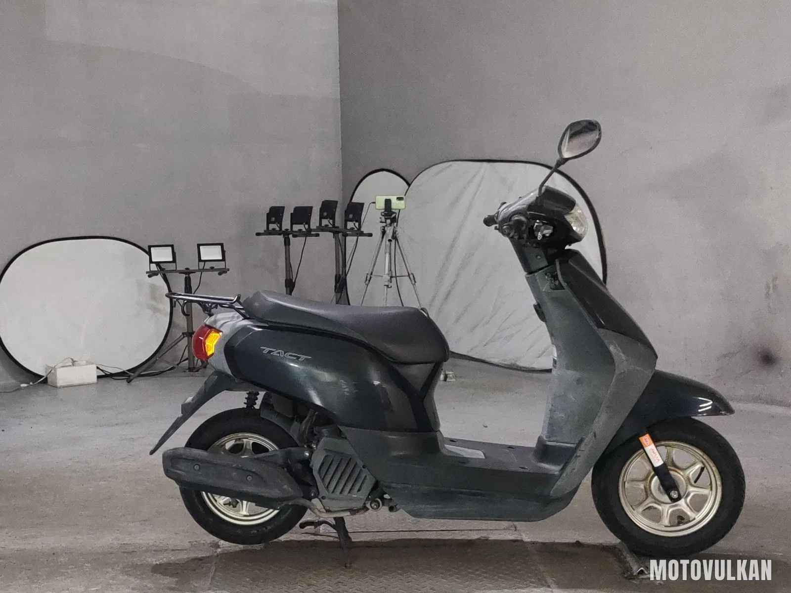 Honda Tact Basic